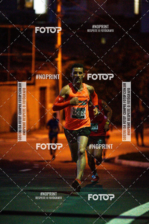 Buy your photos of the eventItu Night Run on Fotop