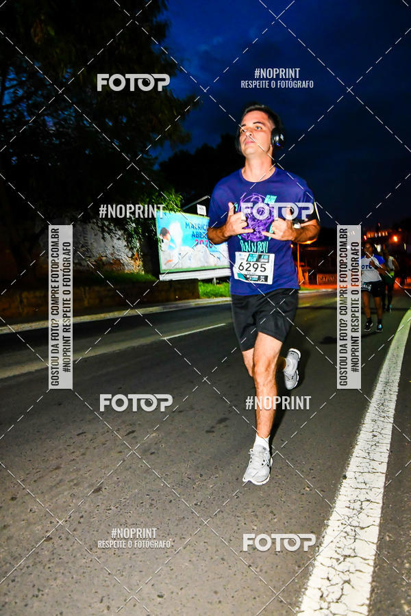 Buy your photos of the eventItu Night Run on Fotop