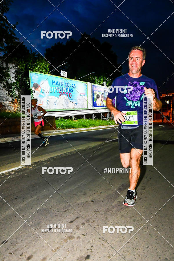 Buy your photos of the eventItu Night Run on Fotop