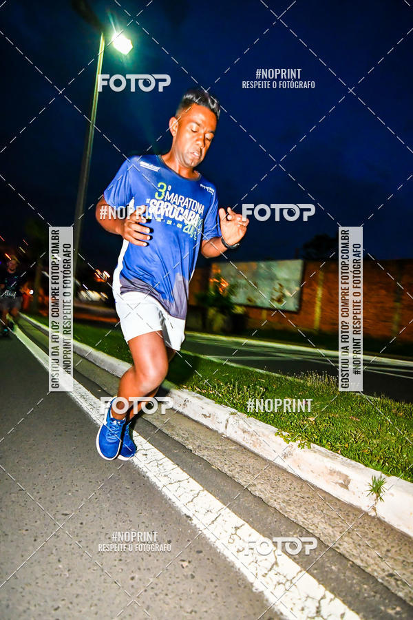 Compra tus fotos del eventoItu Night Run En Fotop