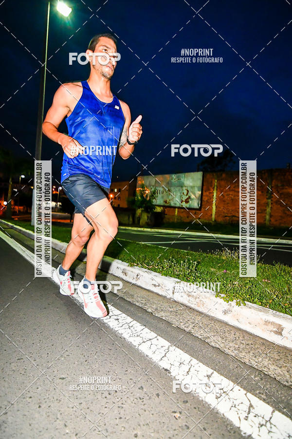 Buy your photos of the eventItu Night Run on Fotop