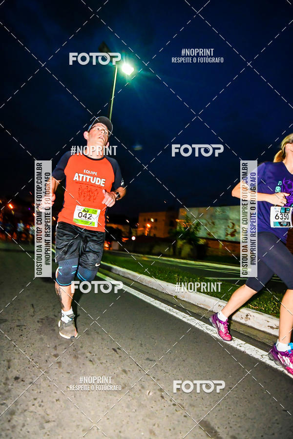 Buy your photos of the eventItu Night Run on Fotop