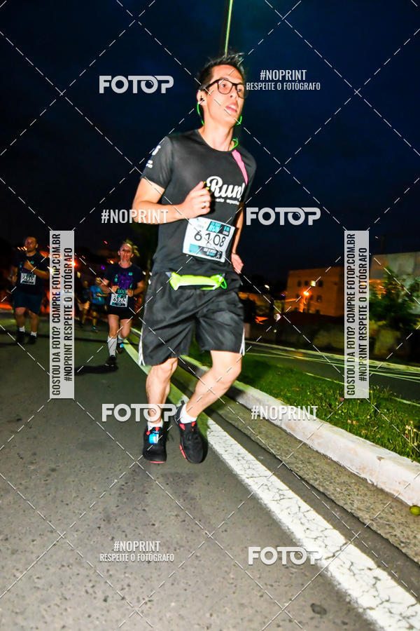 Buy your photos of the eventItu Night Run on Fotop