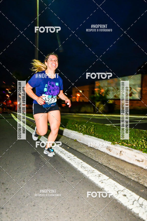 Buy your photos of the eventItu Night Run on Fotop