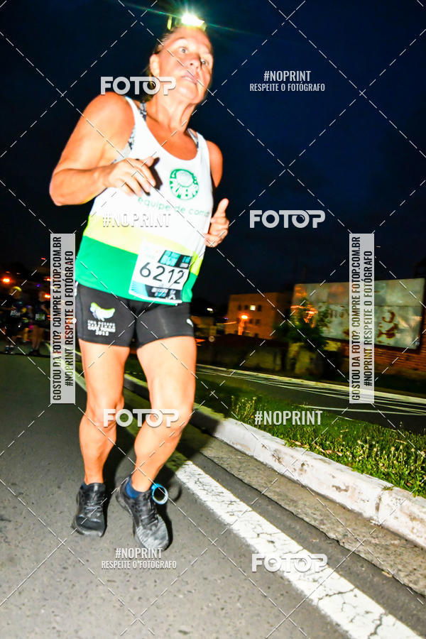 Buy your photos of the eventItu Night Run on Fotop