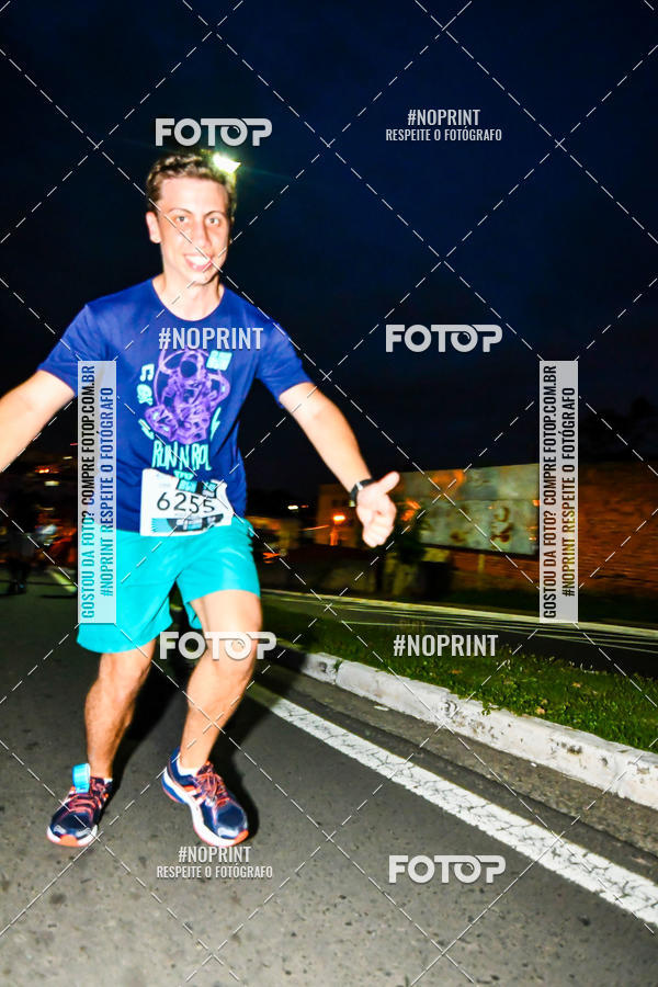 Buy your photos of the eventItu Night Run on Fotop