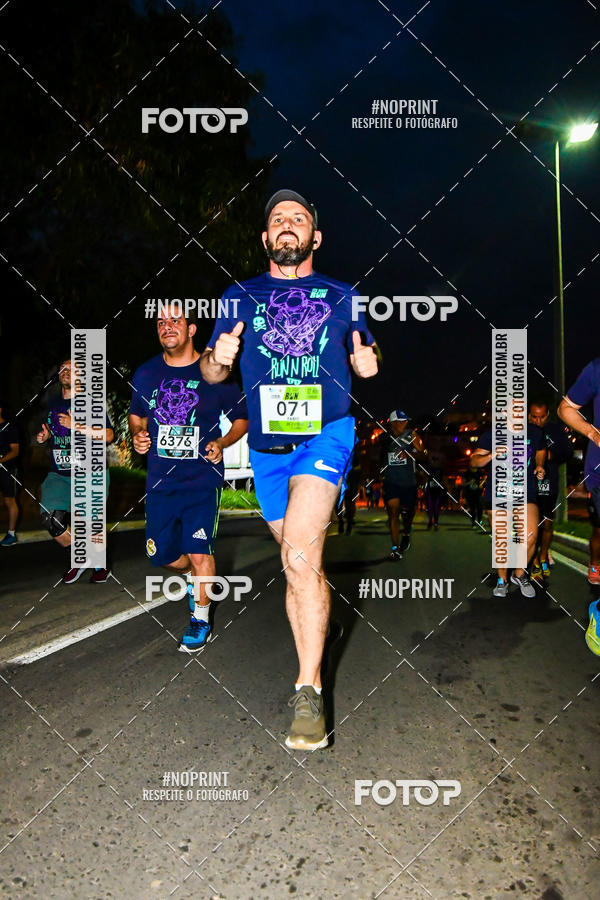 Buy your photos of the eventItu Night Run on Fotop