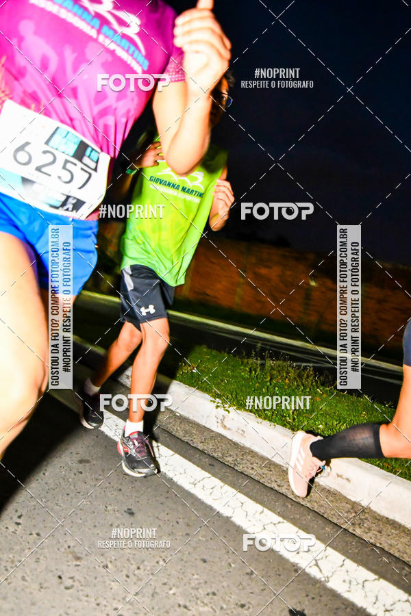 Buy your photos of the eventItu Night Run on Fotop
