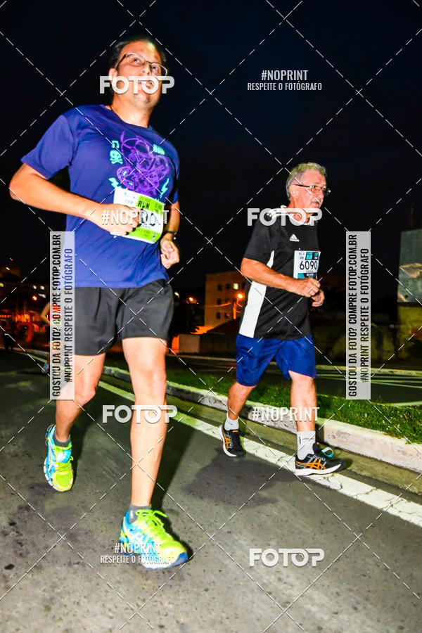 Buy your photos of the eventItu Night Run on Fotop