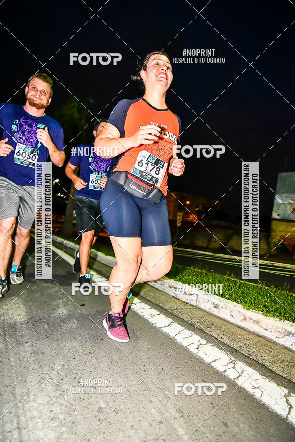 Buy your photos of the eventItu Night Run on Fotop