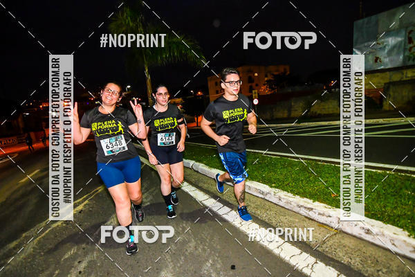 Buy your photos of the eventItu Night Run on Fotop