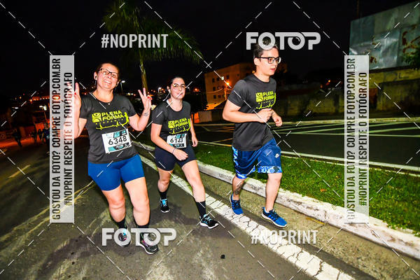Buy your photos of the eventItu Night Run on Fotop