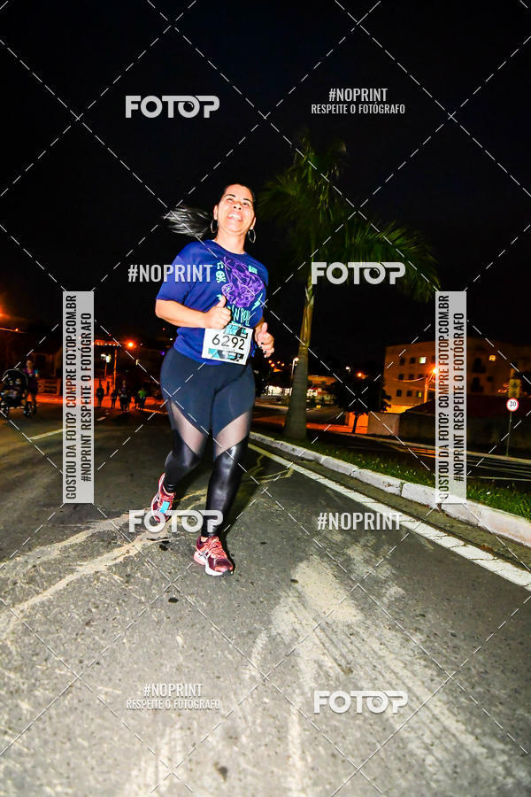 Buy your photos of the eventItu Night Run on Fotop