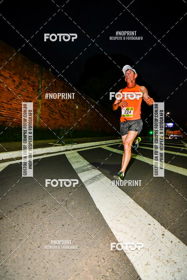 Buy your photos of the eventItu Night Run on Fotop