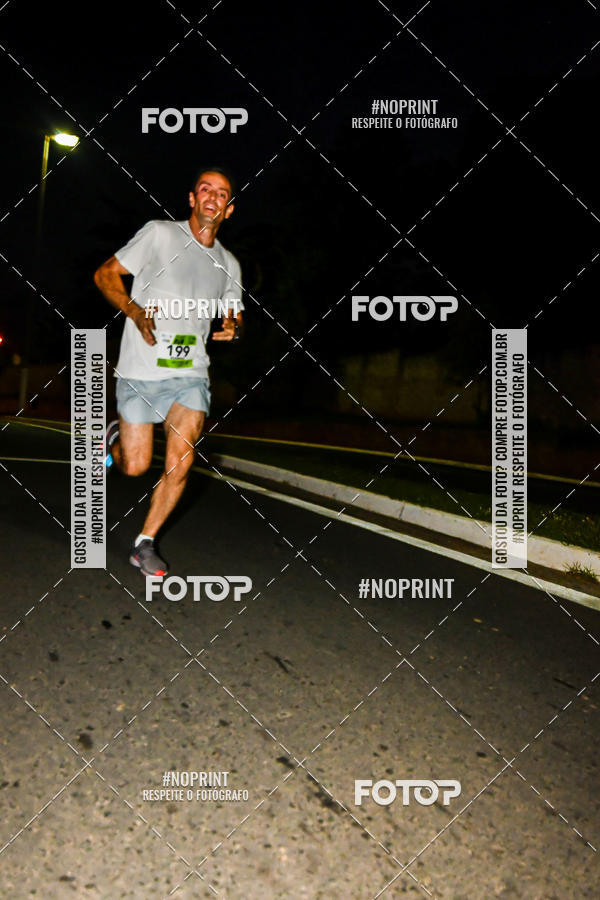 Buy your photos of the eventItu Night Run on Fotop