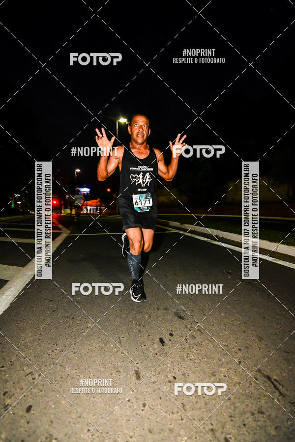 Buy your photos of the eventItu Night Run on Fotop