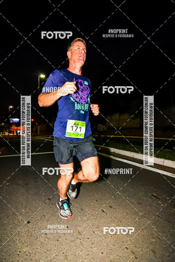 Buy your photos of the eventItu Night Run on Fotop