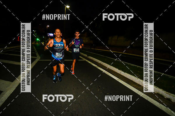 Buy your photos of the eventItu Night Run on Fotop