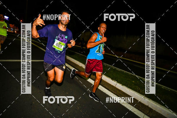 Buy your photos of the eventItu Night Run on Fotop