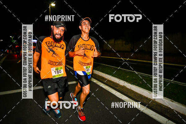 Buy your photos of the eventItu Night Run on Fotop
