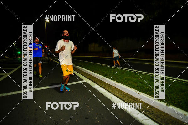 Buy your photos of the eventItu Night Run on Fotop