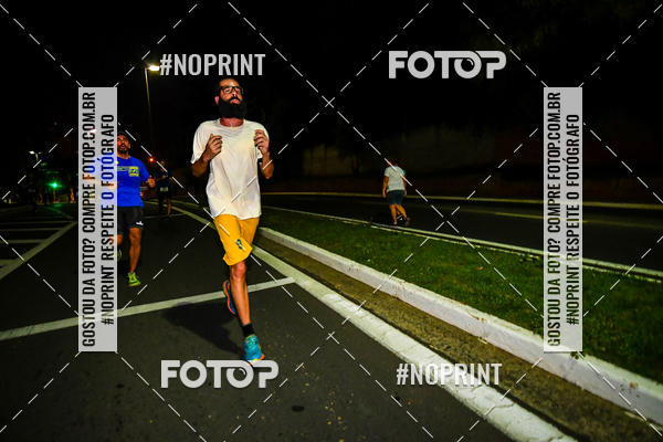 Buy your photos of the eventItu Night Run on Fotop
