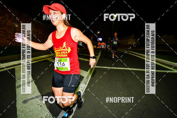Buy your photos of the eventItu Night Run on Fotop