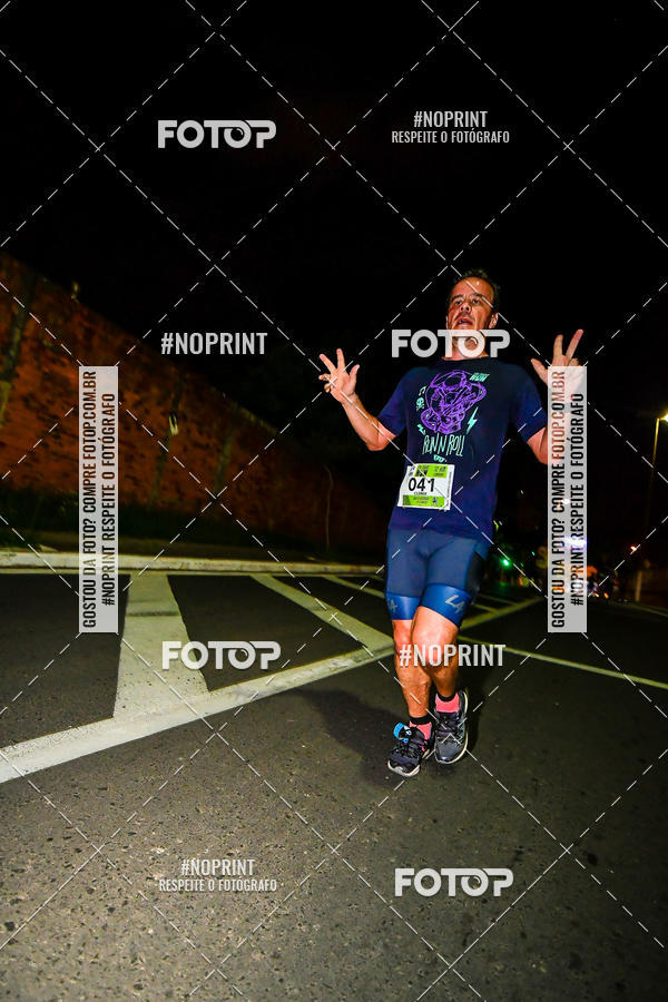 Buy your photos of the eventItu Night Run on Fotop