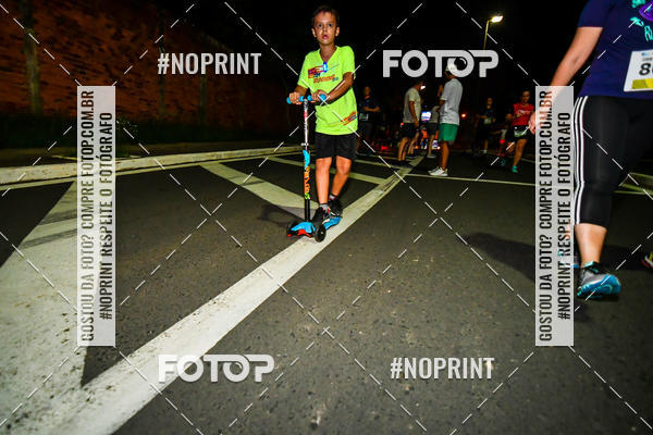 Buy your photos of the eventItu Night Run on Fotop