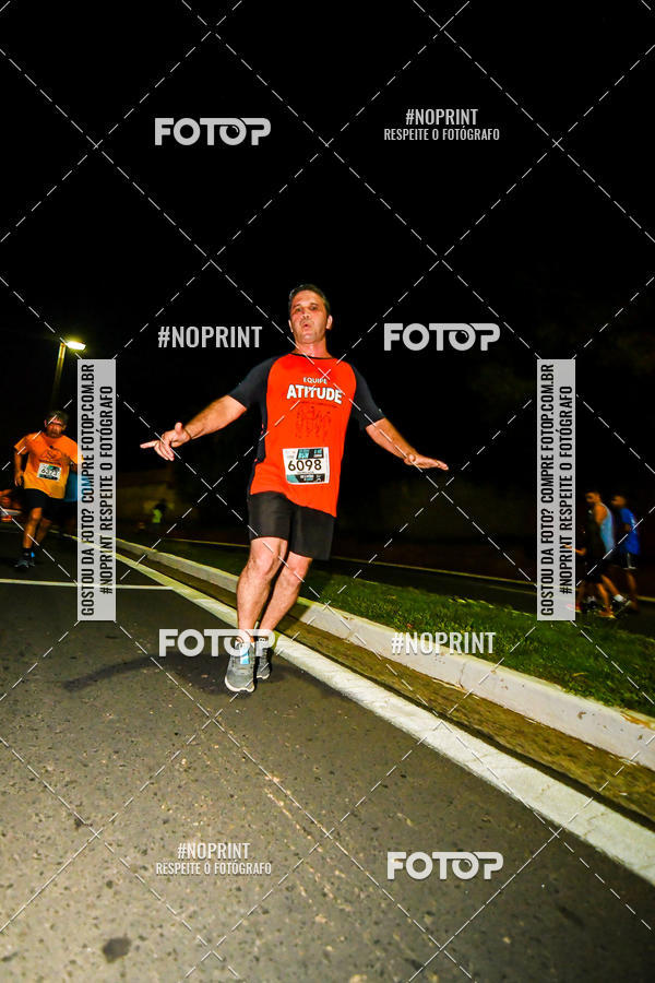 Buy your photos of the eventItu Night Run on Fotop