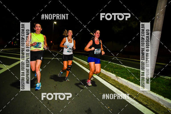 Buy your photos of the eventItu Night Run on Fotop
