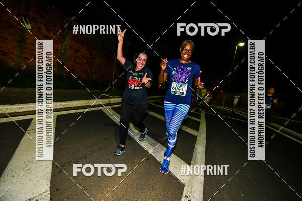 Buy your photos of the eventItu Night Run on Fotop