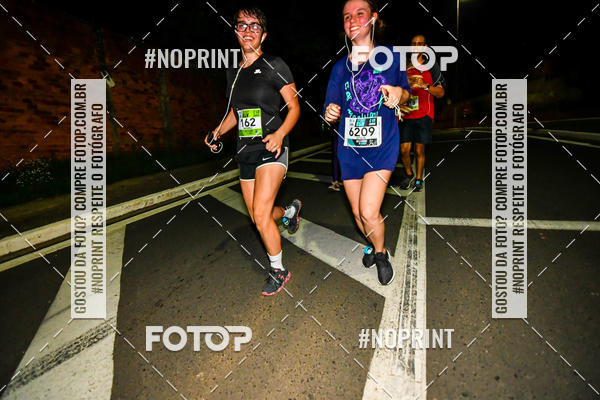 Buy your photos of the eventItu Night Run on Fotop