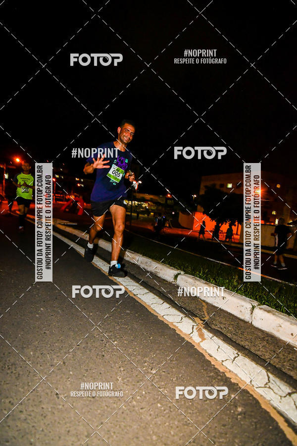Buy your photos of the eventItu Night Run on Fotop