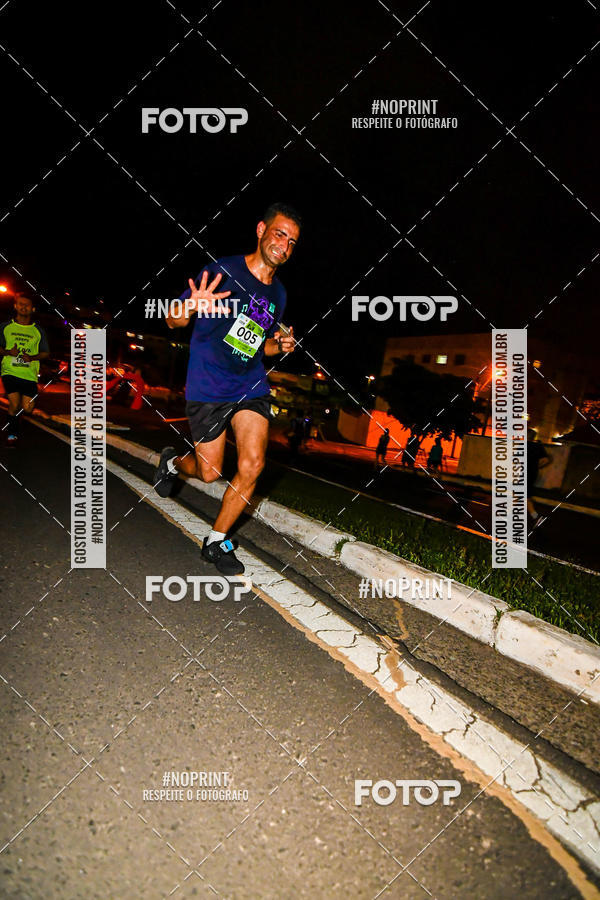 Buy your photos of the eventItu Night Run on Fotop