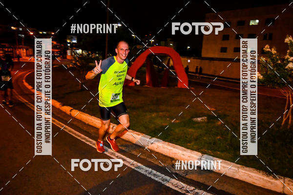 Buy your photos of the eventItu Night Run on Fotop