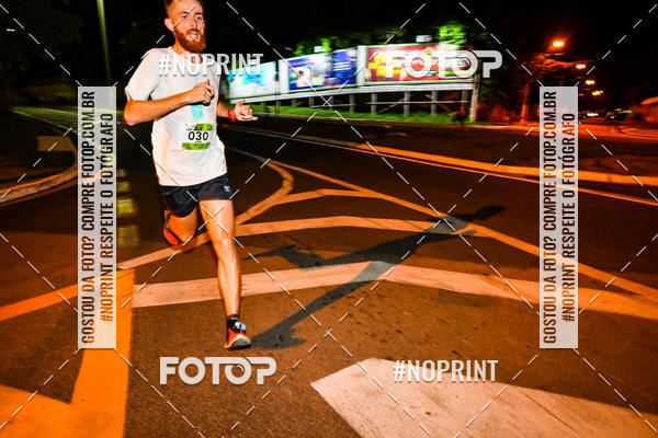 Buy your photos of the eventItu Night Run on Fotop