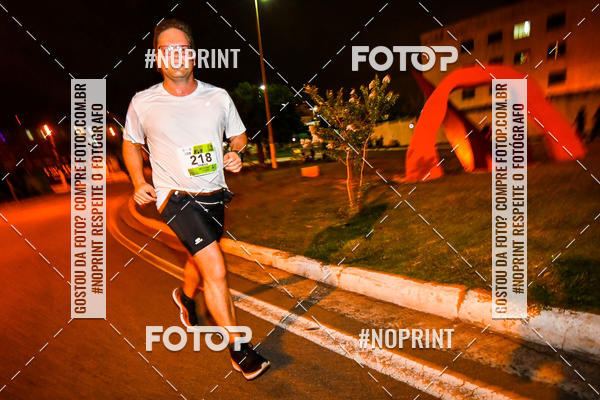 Buy your photos of the eventItu Night Run on Fotop