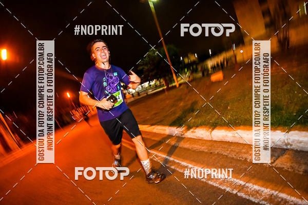 Buy your photos of the eventItu Night Run on Fotop
