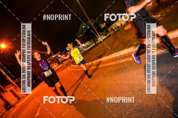 Buy your photos of the eventItu Night Run on Fotop