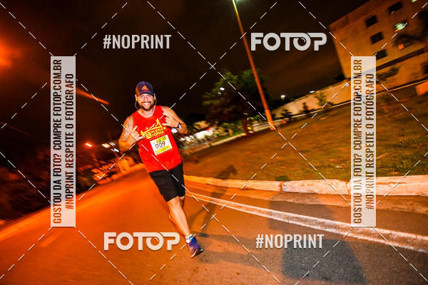 Buy your photos of the eventItu Night Run on Fotop