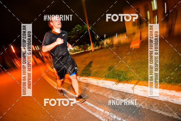Buy your photos of the eventItu Night Run on Fotop