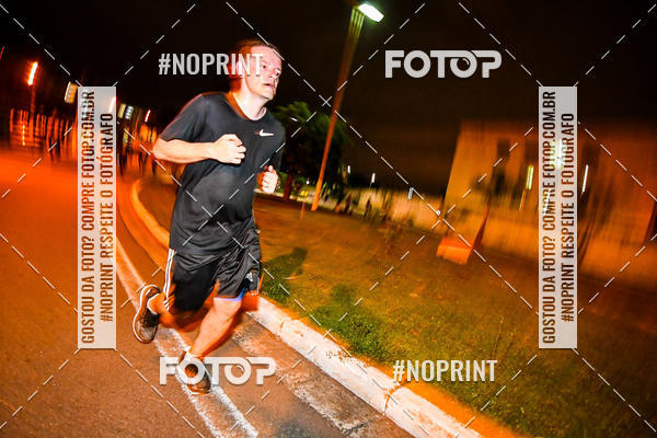 Buy your photos of the eventItu Night Run on Fotop