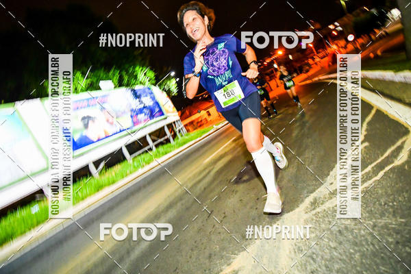 Buy your photos of the eventItu Night Run on Fotop