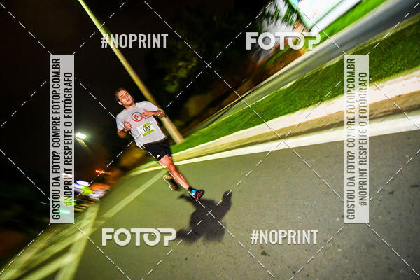 Buy your photos of the eventItu Night Run on Fotop