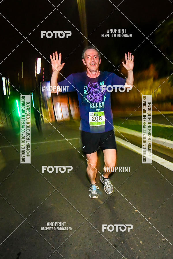 Buy your photos of the eventItu Night Run on Fotop