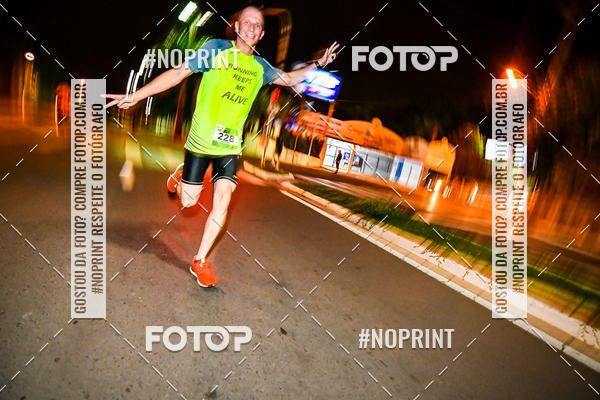 Buy your photos of the eventItu Night Run on Fotop
