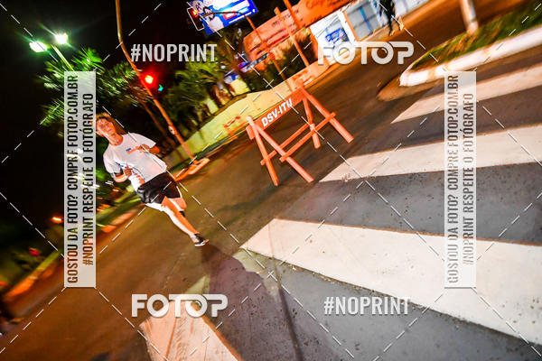 Buy your photos of the eventItu Night Run on Fotop