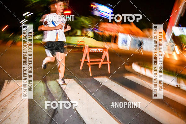 Buy your photos of the eventItu Night Run on Fotop