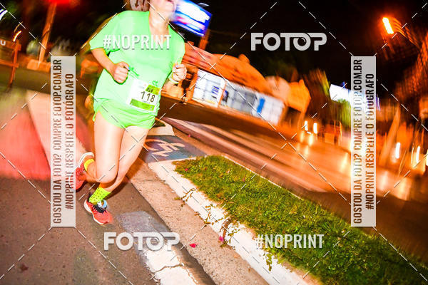 Buy your photos of the eventItu Night Run on Fotop